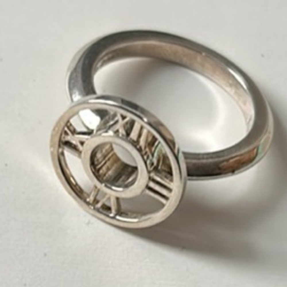 Tiffany & Co. Atlas medallion ring